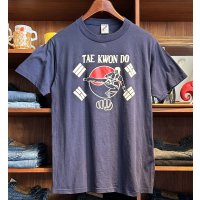 90's【USA製】ビンテージ【ジャージーズ】【JERZEES】【TAE KNOW DO】テコンドー 【紺】武術【Ｔシャツ】【サイズL】 