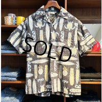 【USA製】【ビンテージ】【GO BAREFOOT】アロハシャツ【ウミガメ×波×カヌー模様】ハワイアンシャツ【黒×水色×ベージュ】コットン【半袖シャツ】【サイズM】 
