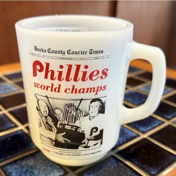画像1: 【Fire King】【ファイヤーキング】ビンテージ【Anchor Hocking】アンカーホッキング【MLB】Philies world champ フィラデルフィアフィーリーズ【プリントマグカップ】 