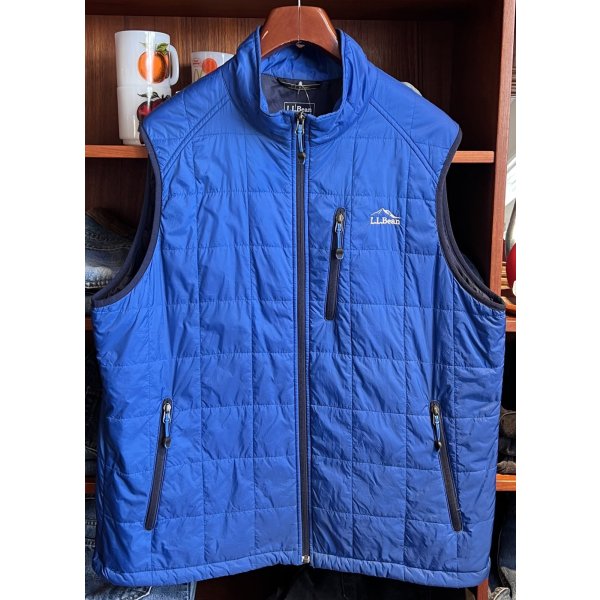 画像1: 【ビンテージ】【L.L.bean】【L.L.ビーン】青【左胸刺繍ロゴ】プリマロフト【ベスト】【サイズXL】 