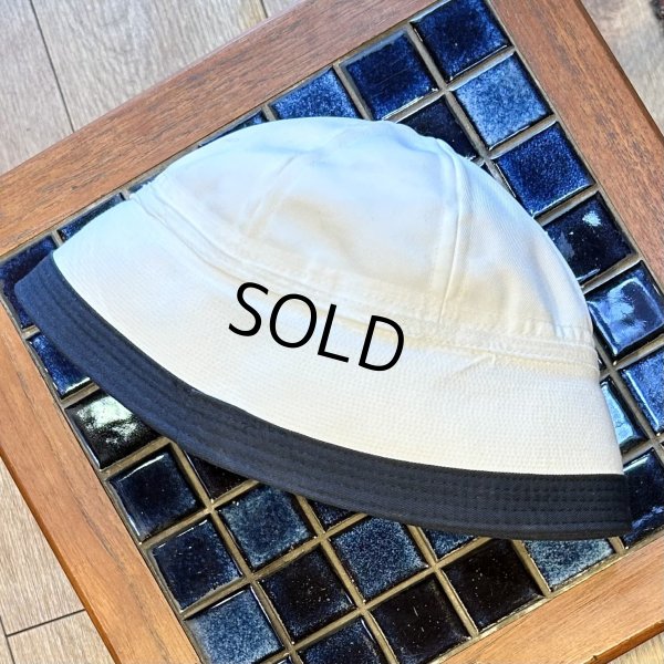 画像1: 程度良好!! ビンテージ【U.S.NAVY】ブルートリム【セーラーハット】【７１/４】 