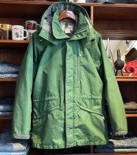 【ビンテージ】【LLビーン】【L.L.bean】【緑】【ゴアテックス】【マウンテンパーカー】【サイズM】