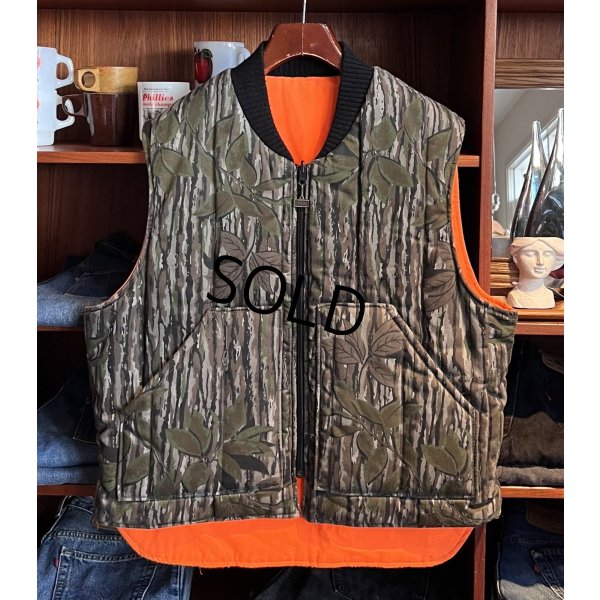 画像1: 【90’s〜】【ビンテージ】【Walls】ウォールズ【リアルツリーカモｘオレンジ】中綿入り【ダウンベスト】【サイズＬ程度】 