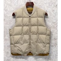 〜80's【ビンテージ】【Eddie Bauer】【エディーバウアー】【ベージュ】スカイライナー 黒タグ ダウン【ダウンベスト】【US40】 