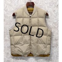 〜80's【ビンテージ】【Eddie Bauer】【エディーバウアー】【ベージュ】スカイライナー 黒タグ ダウン【ダウンベスト】【US40】 