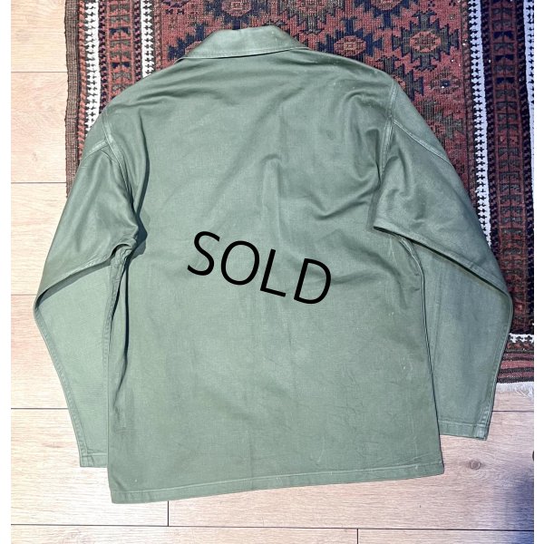 画像3: 【60's】【米軍実物】【ビンテージ】【U.S.ARMY】【OG107】ワッペン付き【ユーティリティシャツ】【サイズS程度】 