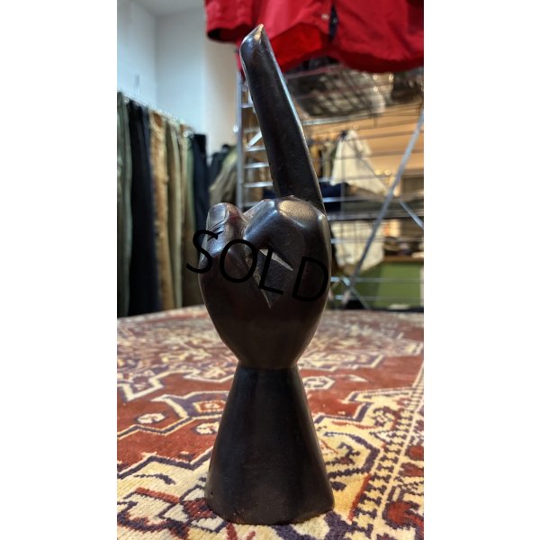 画像2: 【ビンテージ】アンティーク【木製】中指 ハンドサイン【雑貨】置物 