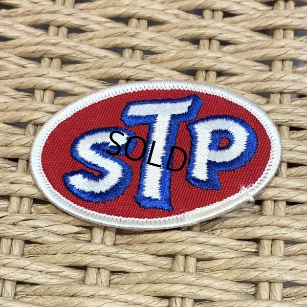 画像1: デッドストック【ビンテージ】【STP】ワッペン 7.5x5ｃｍ  