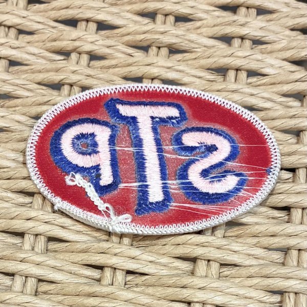 画像2: デッドストック【ビンテージ】【STP】ワッペン 7.5x5ｃｍ  