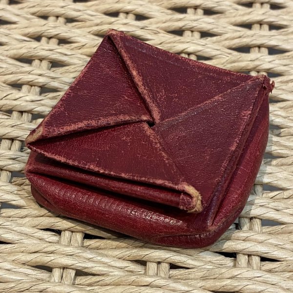 画像1: 【アンティーク】【エンジ】折りたたみレザーケース 