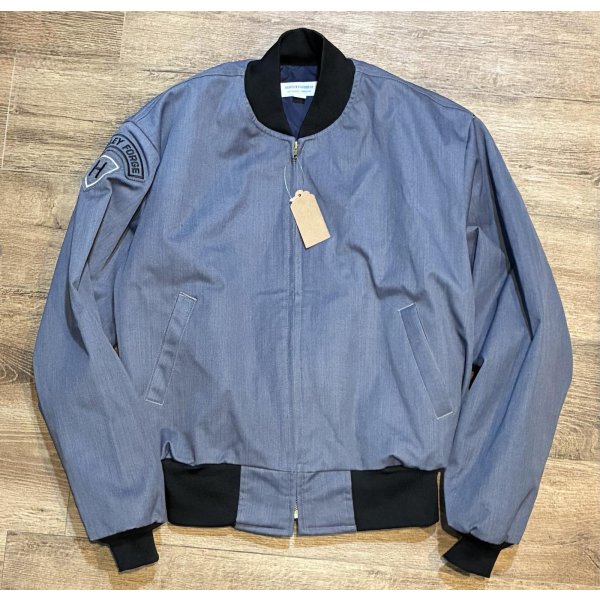 画像1: ほぼ未使用【USA製】【ビンテージ】USMA？【HANOVER UNIFORM】ハノーバーユニフォーム【中綿入り】【紺×黒】【ブルゾン】【ジップアップジャケット】【サイズL】 