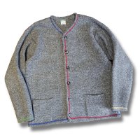 イタリー製【ベネトン】BENETTON【グレー】【カラフルステッチ入り】【ウールカーディガン】 