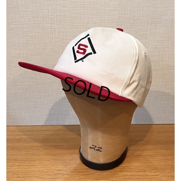 画像1: 程度良好!! 【USA製】K-Products【ビンテージ】【Sマーク】刺繍ロゴ【白×赤】BBキャップ【ベースボールキャップ】 