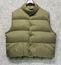 【ビンテージ】【L.L.bean】刻印ボタン【L.L.ビーン】刻印ボタン ベージュ【ダウンベスト】【サイズＸＬＬ程度】 