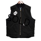 carhartt【カーハート】【中綿入り】ダック地【黒】ワッペン付き【ベスト】【サイズXL-R】 