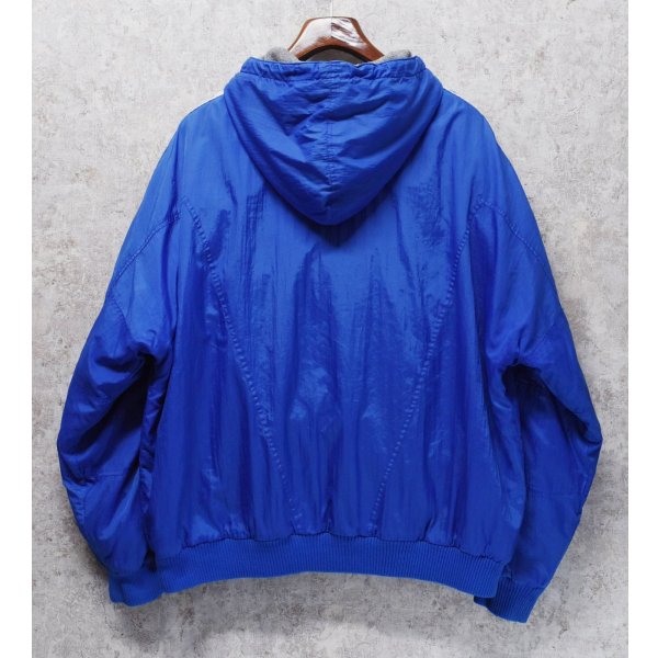 画像4: 【ビンテージ】【TYR】ティア【青ナイロン×裏フリース】【袖ロゴ入り】パーカー【サイズXL】  