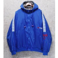 【ビンテージ】【TYR】ティア【青ナイロン×裏フリース】【袖ロゴ入り】パーカー【サイズXL】  