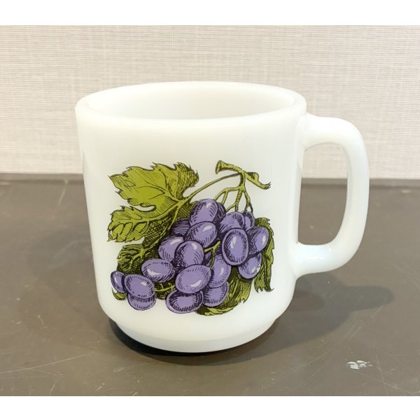 画像1: ビンテージ 【グラスベイク】Glasbake フルーツマグ【ブドウ】グレープ【ミルクガラス】マグカップ 