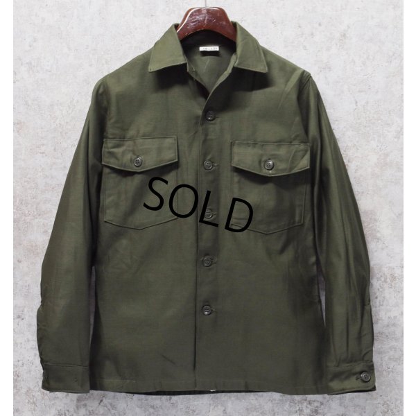 画像1: デッドストック【60's】【U.S.ARMY】【米軍実物】【ビンテージ】平ボタン【ユーティリティシャツ】【14 1/2×33】 