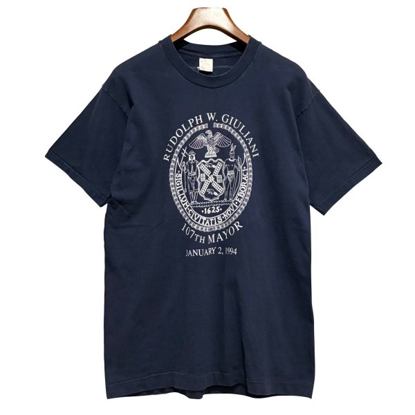 画像1: 90's【USA製】 ビンテージ【FRUIT OF THE LOOM 】フルーツオブザルーム【RUDOLPH〜】紺【 Tシャツ】【サイズL】 