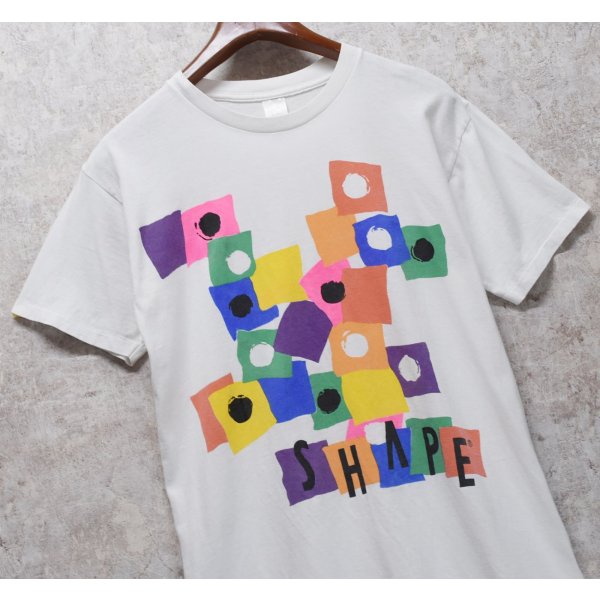 画像1: 【ビンテージ】USA製【SHAPE】【白】幾何学模様 カラフル【グラフィック】アート 【Ｔシャツ】【サイズM】 