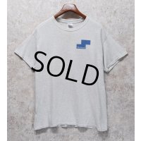 ビンテージ【GILDAN】【ギルダン】Steward【ライトグレー】【バックプリント付き】【Tシャツ】【サイズL】 