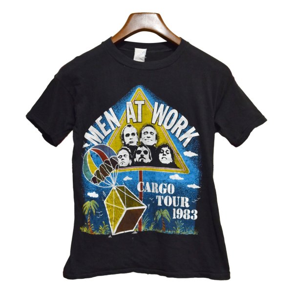 画像1: 80's【パキスタン製】ビンテージ【MEN AT WORK】メン・アット・ワーク【黒】デザイン【バンドTシャツ】【サイズM】 