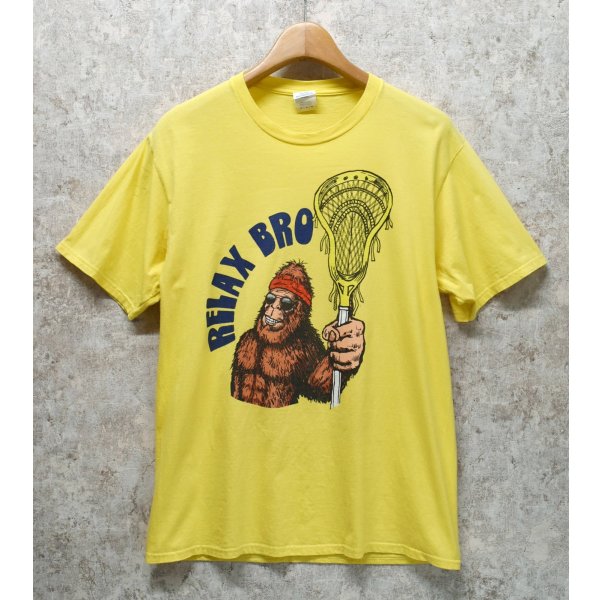 画像2: ビンテージ【port & company】ポートアンドカンパニー【RELAX BRO】ビッグフットｘラクロス【Ｔシャツ】【サイズＭ】 