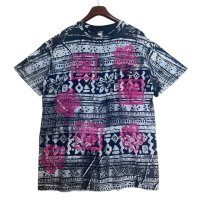ビンテージ【USA製】【HONORS】黒地×白×ピンク【総柄】【花柄】【Tシャツ】【サイズ2X】