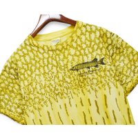【90's】【ビンテージ】【USA製】【GILDAN】黄色タイダイ【HEAVY WEIGHT】魚　ウロコ 総柄Tシャツ【Muskie Country】【Tシャツ】【魚】【総柄】【サイズL】