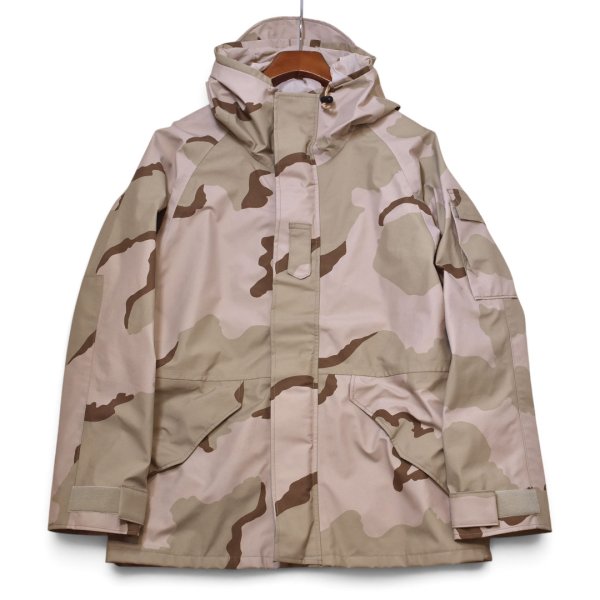 画像1: 【ほぼ未使用】【00’s】【U.S.ARMY】【デザートカモ】ゴアテックス【パーカー】フルジップジャケット【サイズM-R】 