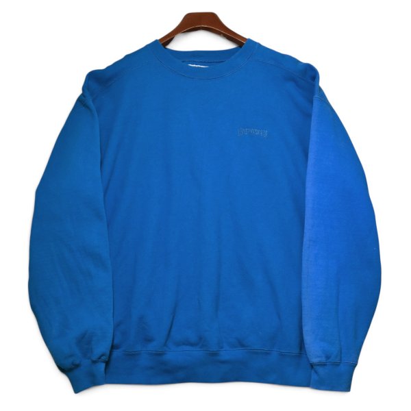 画像1: 【90’s】【ビンテージ】【USA製】【リーバイス】【Levi’s】【ターコイズ】【胸ロゴ刺繍】【クルーネックスウェット】【サイズXL】 