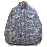 【ほぼ未使用】【米軍実物】【U.S.ARMY】【ACU】【M-65】【デジタルカモ】【フィールドジャケット】【S-SHORT】 