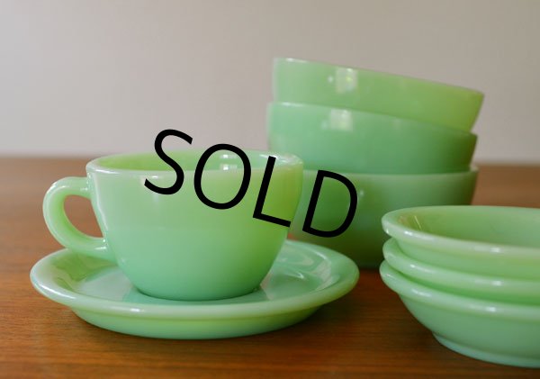 画像4: Fire king【アンティーク】【ビンテージ】【ファイヤーキング】【エキストラヘビー】【カップ&ソーサー】【ジェダイ】【ジェード】【レストランウェア】  (4)