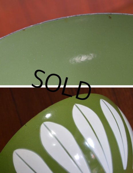 画像2: 【北欧】★【キャサリンホルム】 【ロータス】★【ホーロー】★【エナメルボウル】★ 【緑×白】★【20cm】 (2)