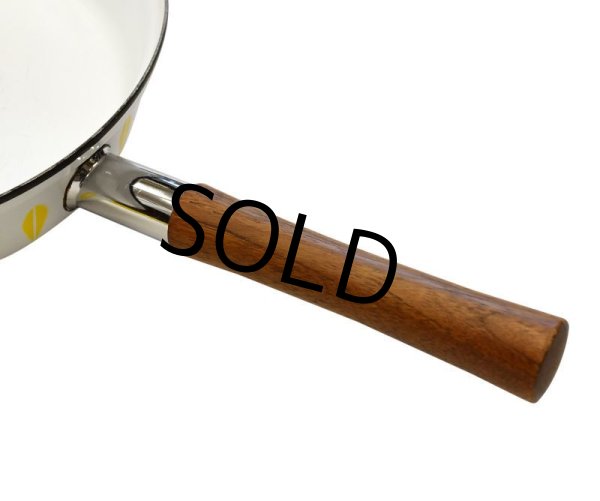 画像6: 【北欧】★【キャサリンホルム】★【白×イエロー】【ロータス柄】【蓋付きフライパン】【27cm】 (6)