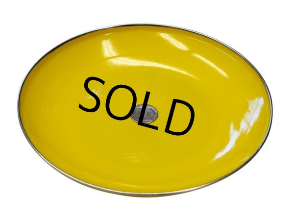 画像7: 【北欧】★【キャサリンホルム】★【白×イエロー】【ロータス柄】【蓋付きフライパン】【27cm】 (7)