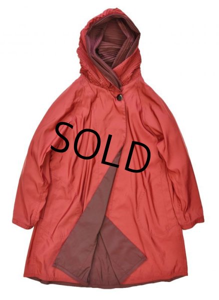 画像6: USA製【ビンテージ】【エンジ】【リバーシブル】プリーツフード付き【ナイロンコート】【レインコート】【レディース古着】  (6)