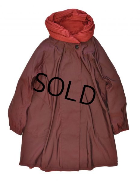 画像3: USA製【ビンテージ】【エンジ】【リバーシブル】プリーツフード付き【ナイロンコート】【レインコート】【レディース古着】  (3)