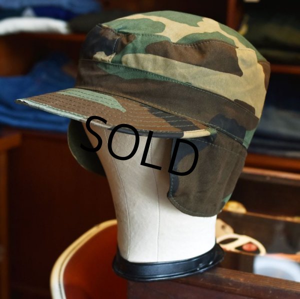 画像8: 80's【米軍実物】【U.S.ARMY】【ウッドランド】【カモフラ】【耳当て付き】【コンバットキャップ】【7-1/4】   (8)