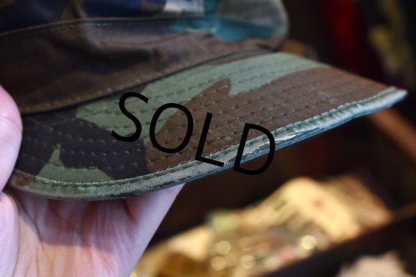 画像4: 80's【米軍実物】【U.S.ARMY】【ウッドランド】【カモフラ】【耳当て付き】【コンバットキャップ】【7-1/4】   (4)