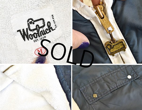 画像2: 【ビンテージ】【ウールリッチ】【Woolrich】【紺】【裏タオル地】【ナイロンジャケット】【ブルゾン】【サイズM】  (2)
