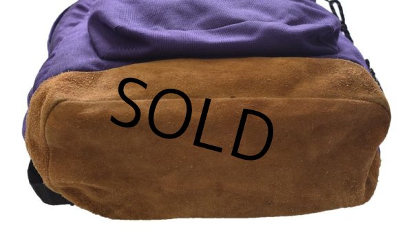 画像3: 90's【ビンテージ】【USA製】紫【jansport】ジャンスポーツ【ボトムレザー】【デイパック】【リュックサック】  (3)