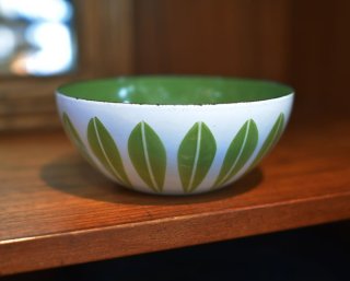 千葉県八千代市勝田台でアメリカ直輸入の古着を販売しています。