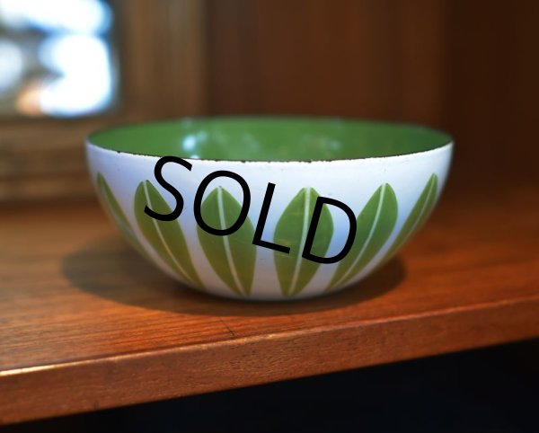 画像1: 【北欧】【キャサリンホルム】【ロータス】【ホーロー】【エナメルボウル】【白ｘ緑】【１４cm】 (1)