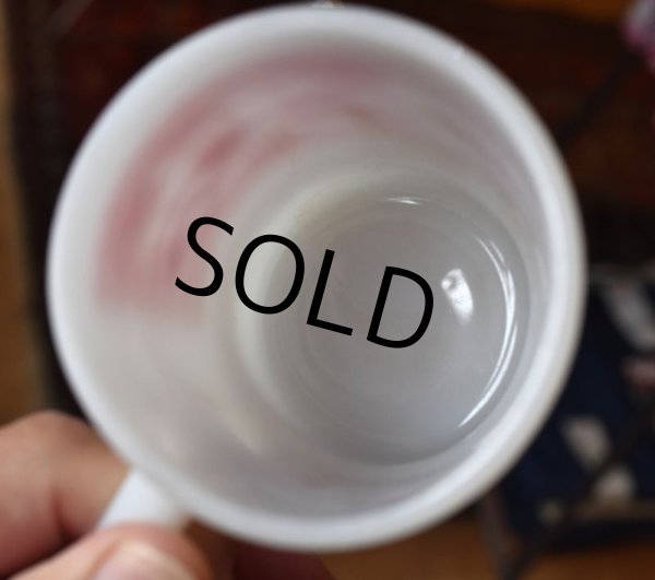 画像4: 【Fire King】【ファイヤーキング】【赤】【アップルオンザマット】【スタッキング】【マグカップ】ミルクガラス  (4)