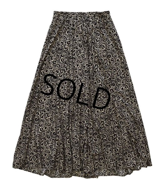 画像3: USA製【ビンテージ】【BOBBIE BROOKS】【サーキュラースカート】【黒×白】【渦巻き柄】【レーヨンスカート】【サイズ12】【レディース古着】  (3)