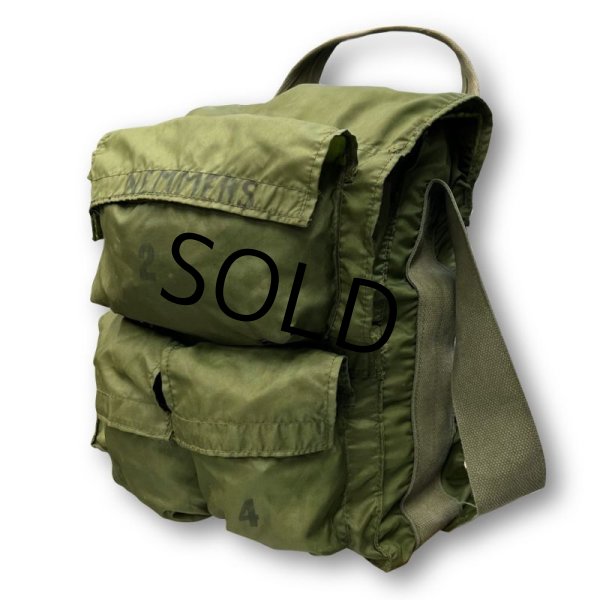 画像4: 80's【ビンテージ】【米軍実物】【U.S.ARMY】16ポケット【メディカルキットバッグ】  (4)