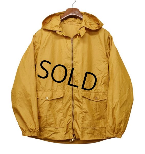 画像3: 【ビンテージ】【MIGHTY・MAC】【マイティーマック】【ゴールド・カラシ色】【折り畳み】【ナイロンジャケット】【サイズＳ】  (3)