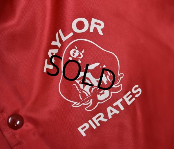 画像2: 【USA製】【ビンテージ】【NASCO】【TAYLOR PIRATES】赤【サテンスタジャン】【サイズXXL】  (2)